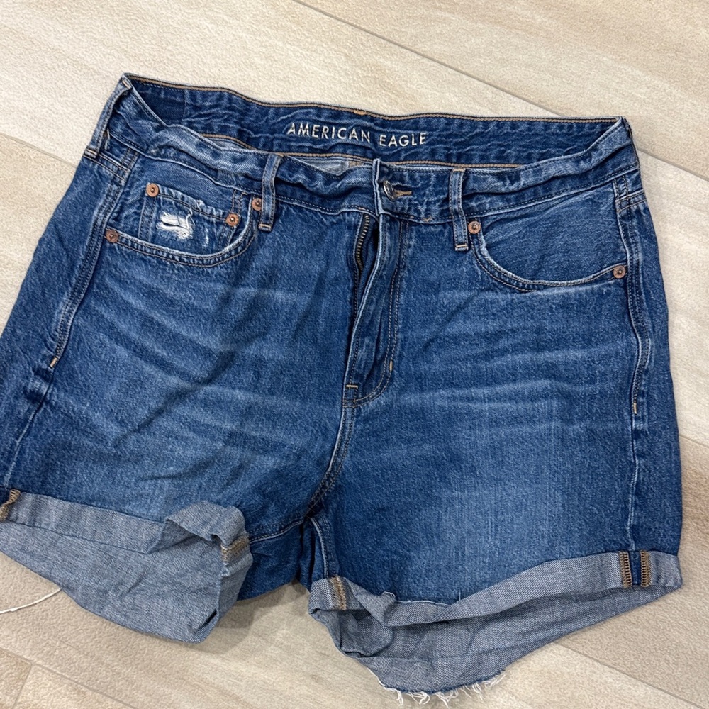 American Eagle Outfitters Women's Tomgirl Rolled Hem Blue Jean Shorts